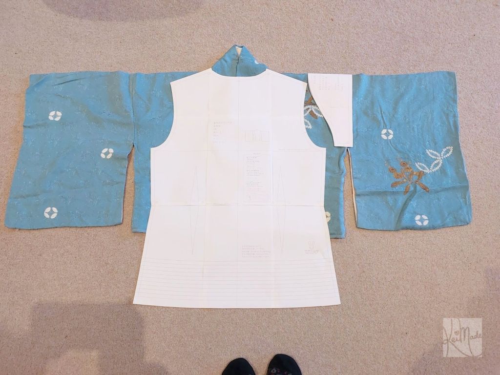 Altering a kimono to western style easy clothing
