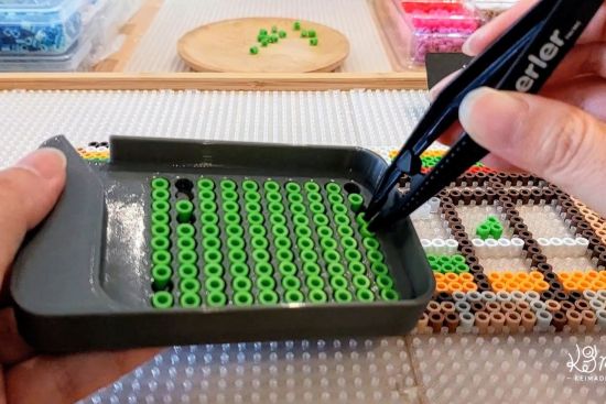 Bead Aligner and Picking Tray for Perler Beads by KeiMade