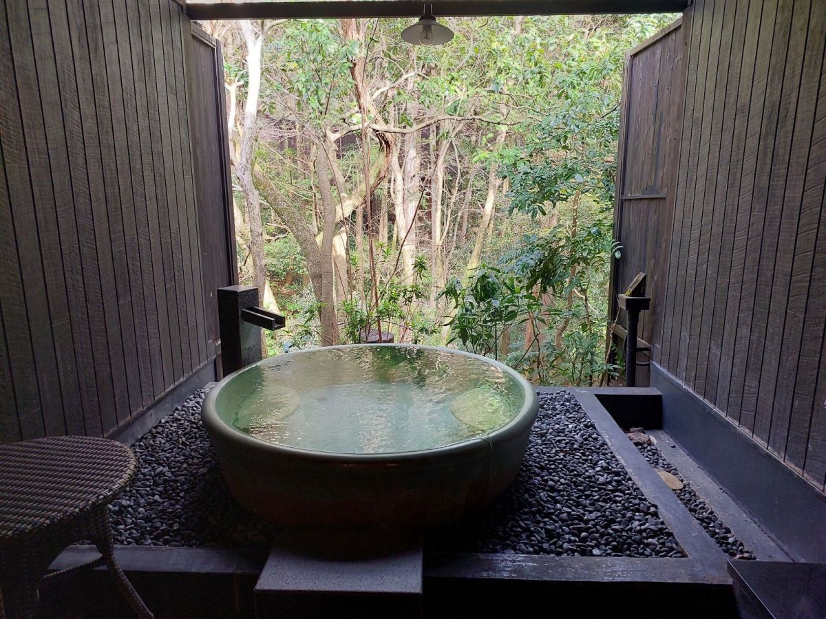 🥈 Private Onsen near Tokyo – Hakone Yuryo